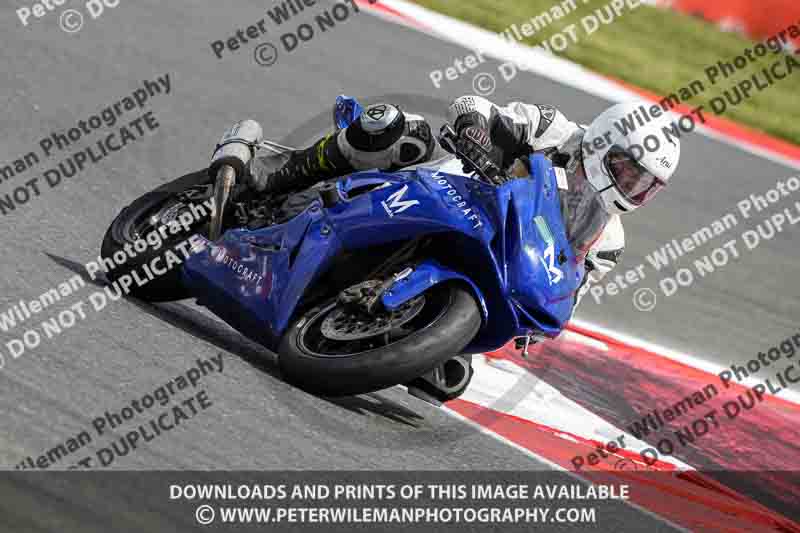 cadwell no limits trackday;cadwell park;cadwell park photographs;cadwell trackday photographs;enduro digital images;event digital images;eventdigitalimages;navarra;no limits trackdays;peter wileman photography;racing digital images;trackday digital images;trackday photos